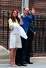 Кейт Миддлтон и принц Уильям впервые показали новорожденную дочь (ФОТО и ВИДЕО)