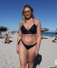 Без комплексов: модель Искра Лоуренс (27 лет) на пляже в Майами
