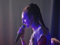 Мощное выступление MØ на сцене Москва HALL
