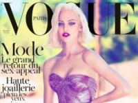 Обнажённая Саша Пивоварова в октябрьском номере журнала Vogue (12 ФОТО)