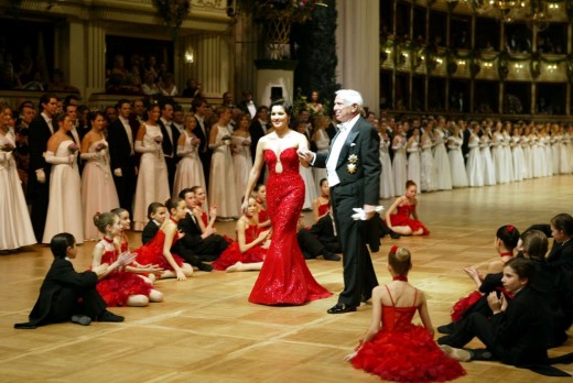 http://life-star.ru/files/imagecache/photos_width/anna_netrebko_53.jpg