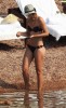 Мария Шарапова в откровенном бикини на элитном пляже в Черногории (16 ФОТО)