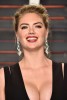Кейт Аптон и ее роскошное декольте на церемонии вручения премии «Оскар» (17 ФОТО)