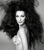 Белла Хадид снялась топлесс для Vogue