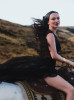 Майки Мэдисон на коне в журнале Vogue Майки Мэдисон на коне в журнале Vogue