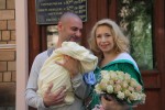 Анастасия Гребенкина с мужем и сыном