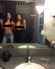 Эмили Ратаковски и Ким Кардашьян снялись топлесс в туалете