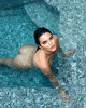 Кендалл Дженнер порадовала голым фото из бассейна