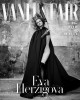 50-летняя Ева Герцигова снялась обнаженной для обложки Vanity Fair