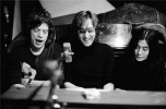 Ретрофото. Мик Джаггер, Джон Леннон и Йоко Оно. США. 1972 год