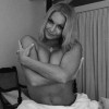 Анастасия Волочкова поделилась своим голым фото из номера отеля