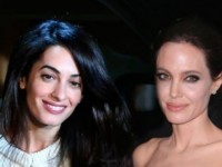 Джоли игнорирует супругу Джорджа Клуни