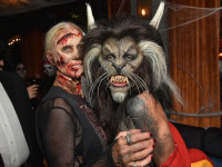 Хайди Клум вновь удивила на Хэллоуин! (9 ФОТО)