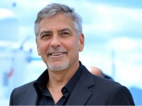 Лицо Клуни признано самым красивым среди знаменитых мужчин