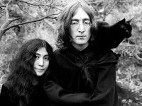 Йоко Оно хотят признать соавтором Леннона