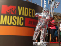 Названы лучшие клипы по версии премии MTV Video Music Awards - 2018