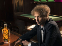 Боб Дилан анонсировал открытие винокурни и арт-центра (ФОТО)