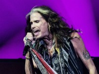 Группа Aerosmith прервала прощальный тур и объявила о завершении гастрольной деятельности