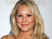 Стал известен пол и имя четвертого ребенка Анны Курниковой (ФОТО)