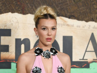 Милли Бобби Браун сменила имидж второй раз за неделю (ФОТО)