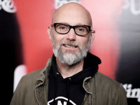 Moby выпустил альбом с новой версией хита, звучавшего в «Очень странных делах»