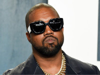 Канье Уэсту запретили въезд в Великобританию