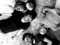 Лидер Radiohead и бас-гитарист Red Hot Chili Peppers анонсировали дебютную работу
