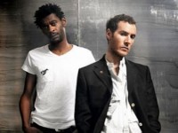 Massive Attack записали каверы на песни Янки Дягилевой и «Гражданской обороны» (ВИДЕО)