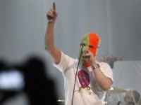 На концерте Faith No More поддержали Pussy Riot (ФОТО)