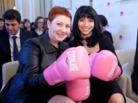 Компания Avon рассказала о благотворительном марше «Вместе против рака груди» 