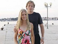 Елена Дементьева вышла замуж за хоккеиста