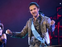 Театральный блокбастер «Граф Орлов»: российских звёзд ослепили красотой на премьере мюзикла (ФОТО)