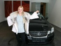 Гулькина купила себе новый Lexus