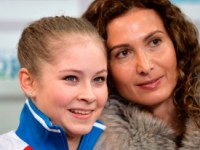Липницкая стала серебряной чемпионкой ЧМ по фигурному катанию