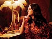 Кэти Перри в фотосессии для "Elle": цирк, цирк, цирк! (7 ФОТО)