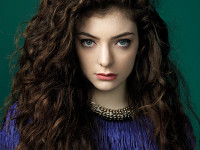 Lorde запишет саундтрек к сиквелу "Голодных игр"