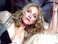 Мадонна терроризирует Гая Ричи странными sms