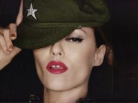 Ванесса Паради в роли сексуального солдата (6 ФОТО)