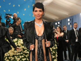 Холли Берри и ее платье на Met Gala (Мет Гала) 2025