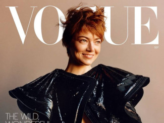 Эмма Стоун снялась для Vogue и рассказала, как решилась побриться налысо ради ро Эмма Стоун снялась для Vogue и рассказала, как решилась побриться налысо ради ро