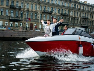 Аренда катера с капитаном в Санкт-Петербурге