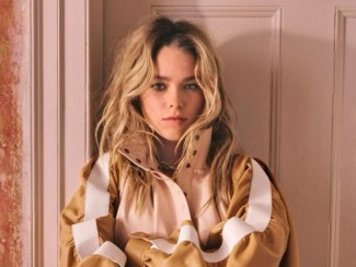 Милли Олкок в журнале Elle