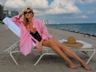 Кристина Орбакайте снялась в купальнике на пляже в Майами Кристина Орбакайте снялась в купальнике на пляже в Майами