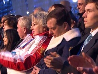 дмитрий медведев спит на церемонии открытия олимпийских игр