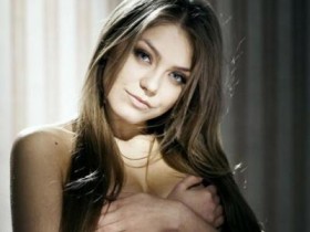 Обнажённая Оксана Почепа (певица Акула) - 55 ФОТО