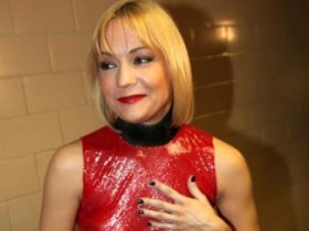 Таня Буланова продемонстрировала грудь (7 ФОТО)