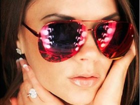 Виктория Бекхэм в "шикарной" фотосессии (5 ФОТО)