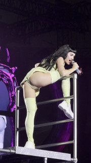 Кэти Перри отжигает на концерте