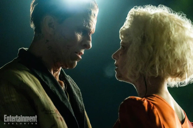 Кристиан Бэйл в роли чудовища Франкенштейна в фильме «Невеста!