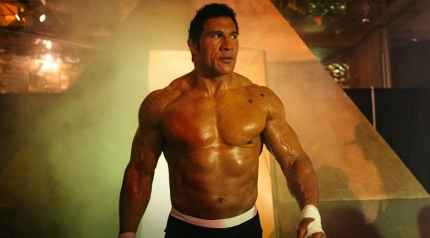 Дуэйн Джонсон на съемках фильма «Крушащая машина» в роли бойца UFC Марка Керра